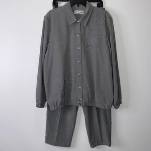 Alfred Dunner Gray Pantsuit Size 14